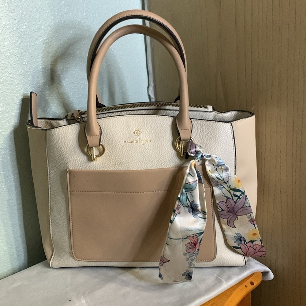 Nanette Lepore Darryl Convertible scarf
Satchel - Picture 5 of 16